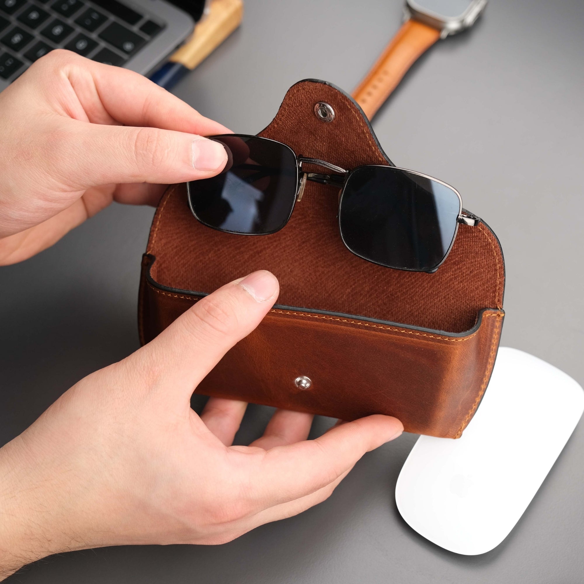 Rochester Full-Grain Leather Eyeglass Case